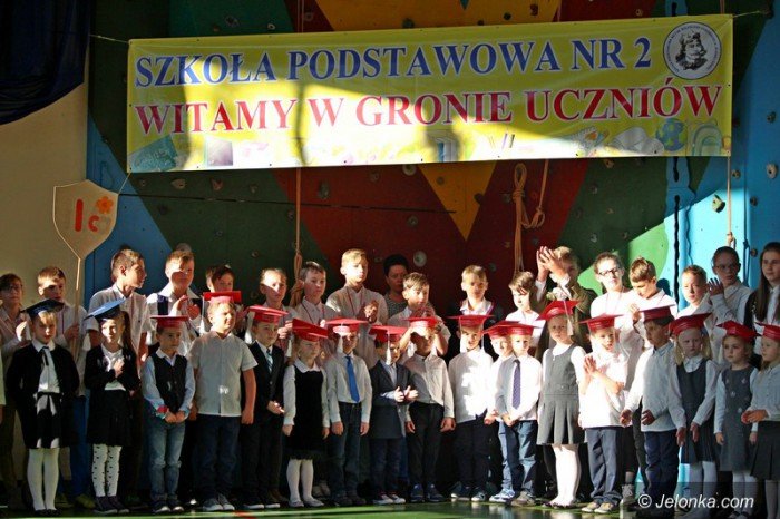 pasowanie-pierwszakow-w-sp-2-foto-60115
