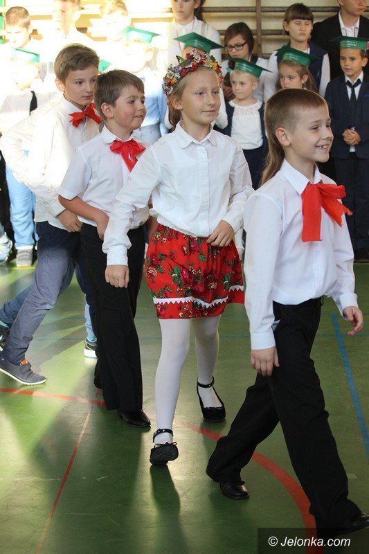 pasowanie-pierwszakow-w-sp-2-foto-60115