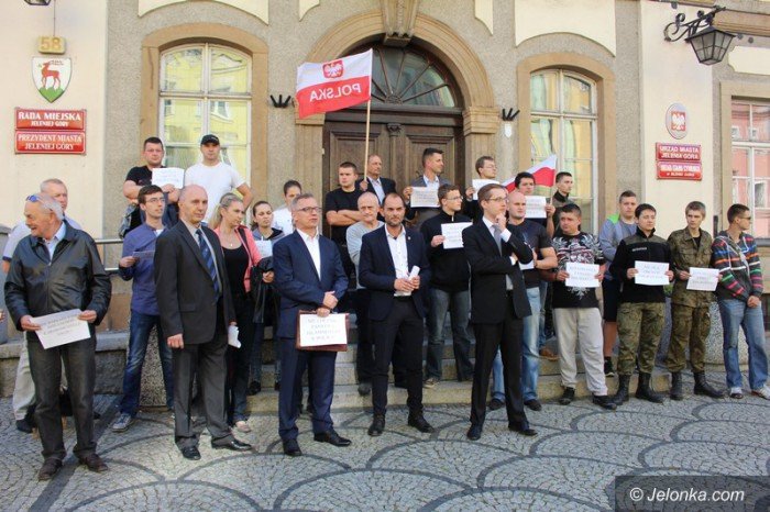 narodowcy-manifestowali-przeciw-imigrantom-foto-60143