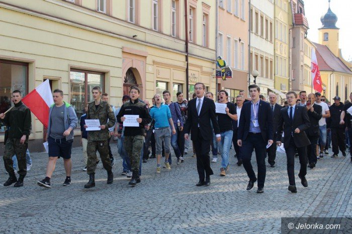 narodowcy-manifestowali-przeciw-imigrantom-foto-60143
