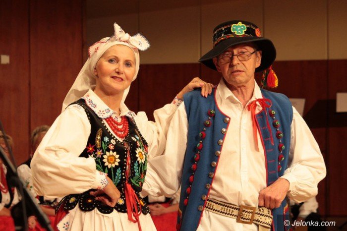 ludowe-granie-na-zakonczenie-senioraliow-foto-60150