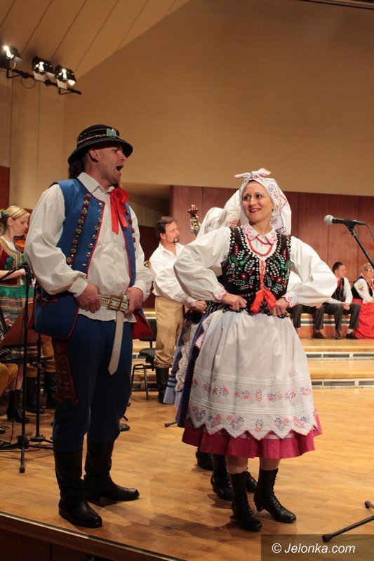ludowe-granie-na-zakonczenie-senioraliow-foto-60150