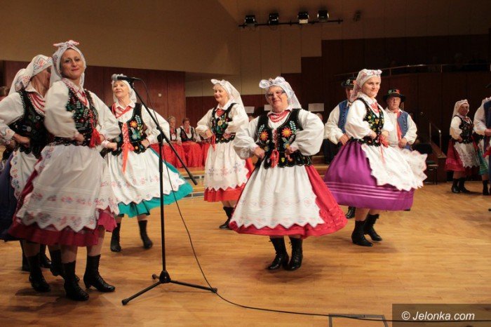 ludowe-granie-na-zakonczenie-senioraliow-foto-60150