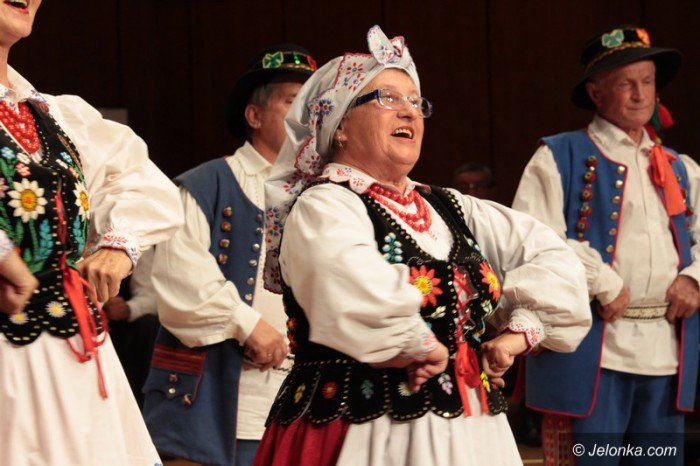 ludowe-granie-na-zakonczenie-senioraliow-foto-60150