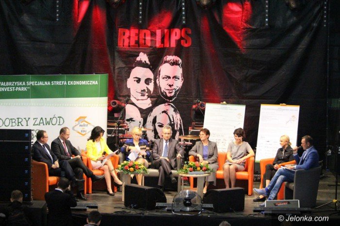 red-lips-kapitalny-koncert-na-targach-zawodow-foto-60227