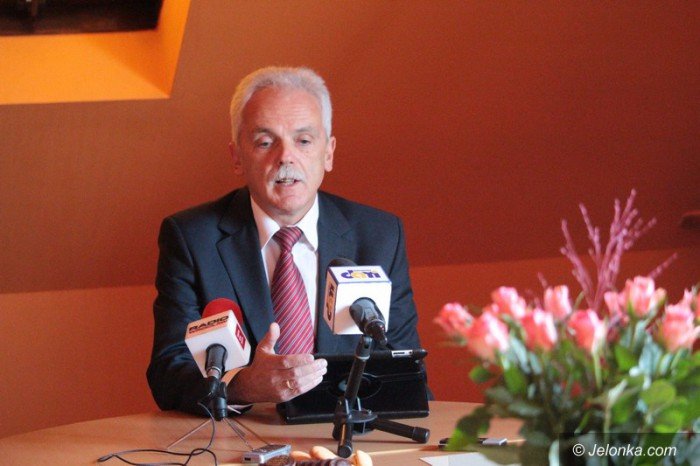 lider-listy-po-spotka-sie-z-dziennikarzami-foto-60253