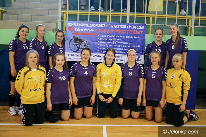 juniorki-modsze-ze-zmiennym-szczesciem-foto-60259