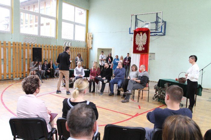 dzien-edukacji-czyli-skad-wzia-sie-nauczyciel-foto-60282