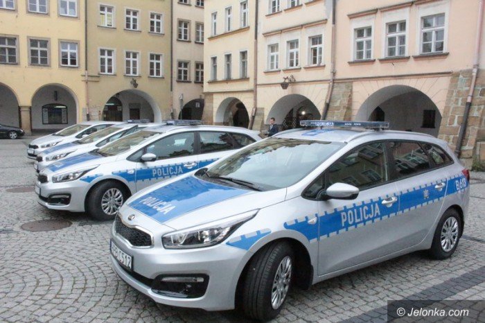 policjanci-maja-nowe-samochody-foto-60351