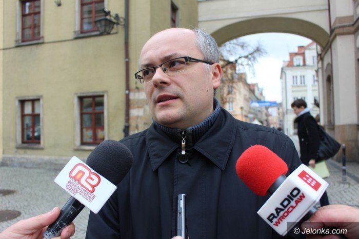 pis-na-ostatniej-prostej-foto-60414