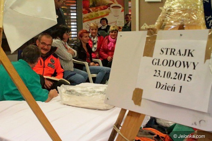 w-szpitalu-pracownicy-rozpoczeli-godowke-foto-60415