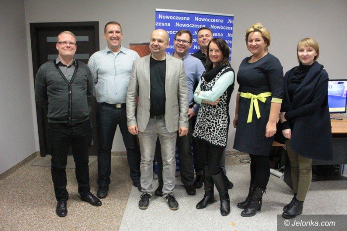 wieczor-wyborczy-radosc-pisu-smutek-po-i-lewicy-foto-60435