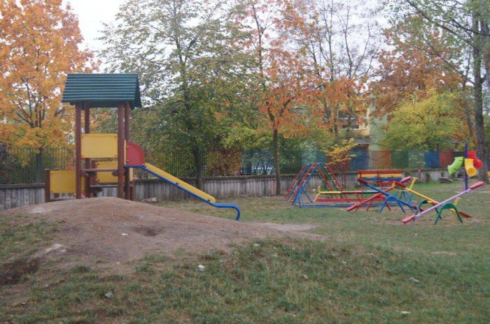 Plac zabaw przy przedszkolu