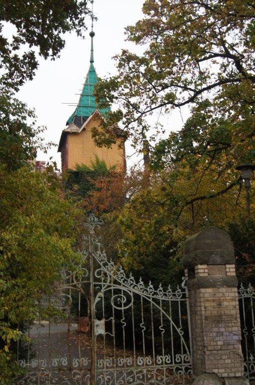 Remont dawnej willi Erfurtów