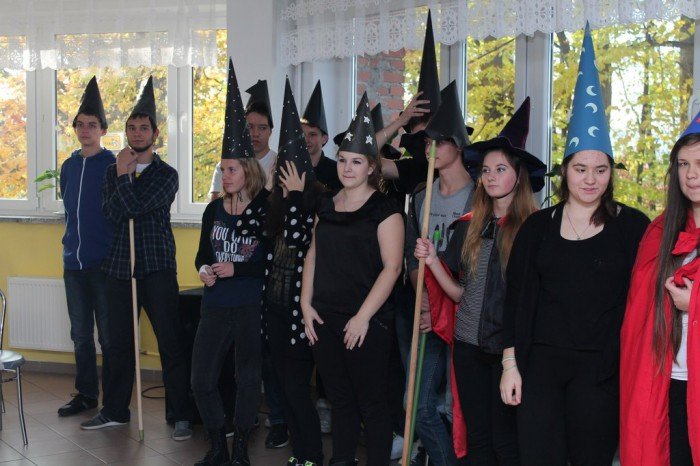 harry-potter-i-hermiona-odwiedzili-pewna-szkoe-foto-60437