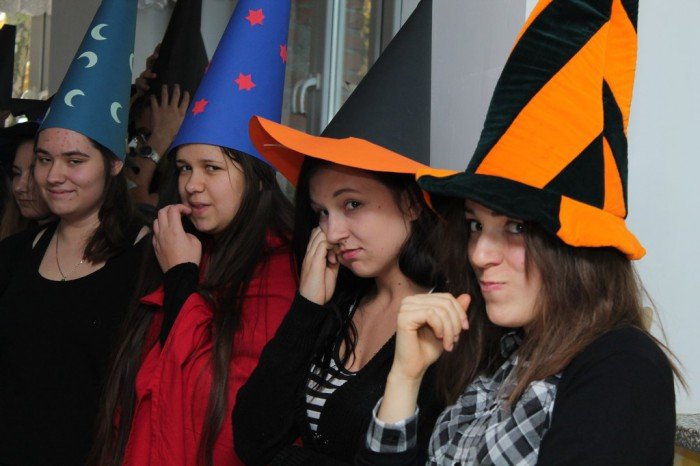 harry-potter-i-hermiona-odwiedzili-pewna-szkoe-foto-60437