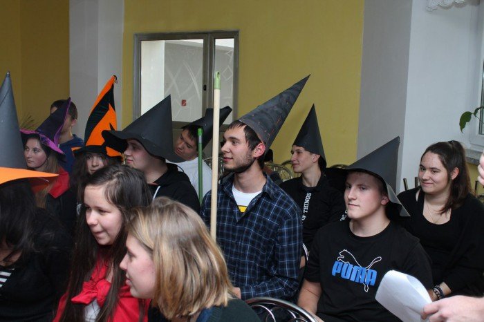 harry-potter-i-hermiona-odwiedzili-pewna-szkoe-foto-60437