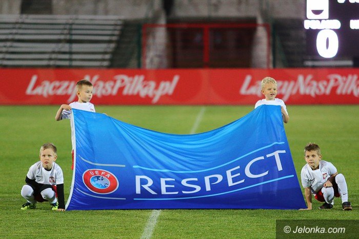 mecz-reprezentacji-przerwany-przez-brak-pradu-foto-60465