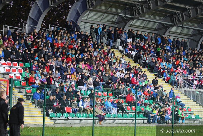 mecz-reprezentacji-przerwany-przez-brak-pradu-foto-60465