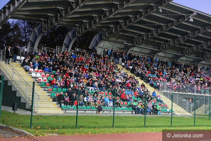 mecz-reprezentacji-przerwany-przez-brak-pradu-foto-60465