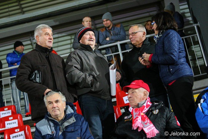 mecz-reprezentacji-przerwany-przez-brak-pradu-foto-60465