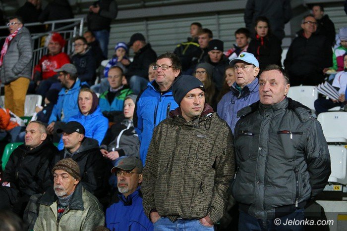 mecz-reprezentacji-przerwany-przez-brak-pradu-foto-60465