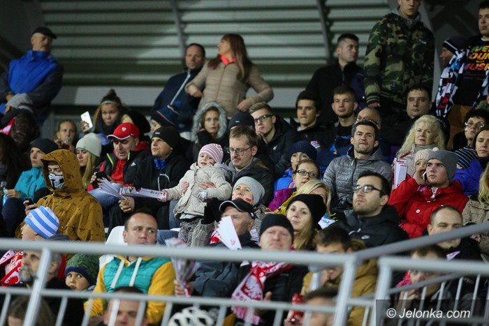 mecz-reprezentacji-przerwany-przez-brak-pradu-foto-60465