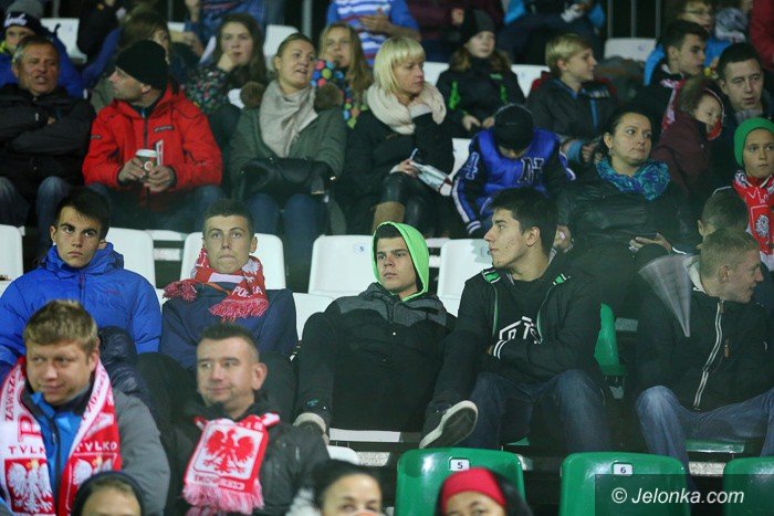 mecz-reprezentacji-przerwany-przez-brak-pradu-foto-60465