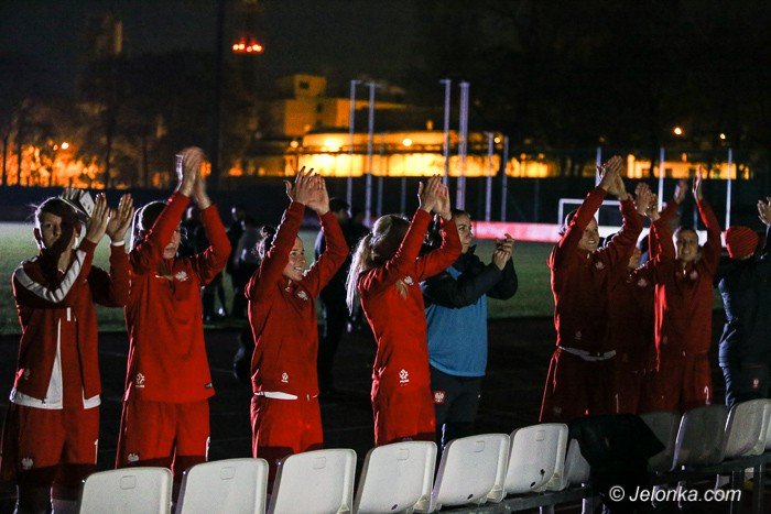 mecz-reprezentacji-przerwany-przez-brak-pradu-foto-60465