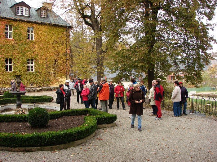 biaa-laska-w-dolinie-paacow-i-ogrodow-foto-60480