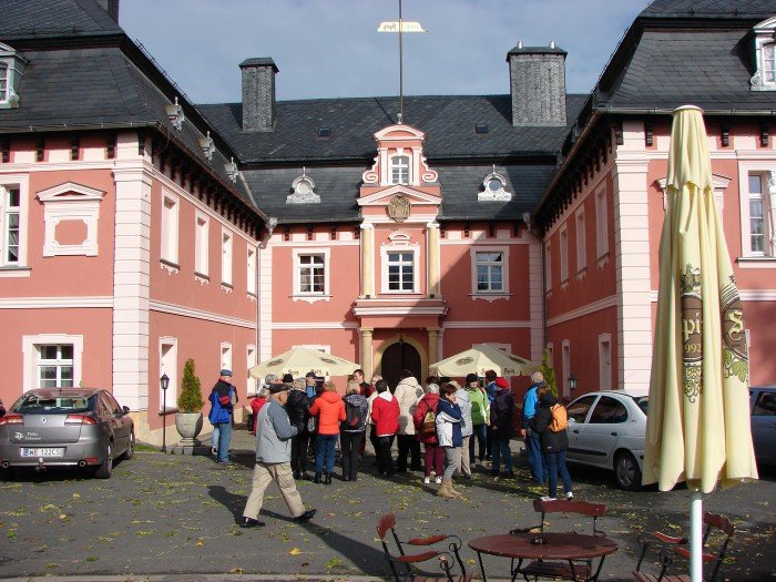 biaa-laska-w-dolinie-paacow-i-ogrodow-foto-60480