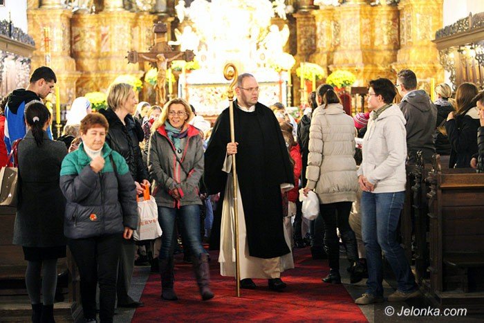 bal-wszystkich-swietych-z-barwnym-korowodem-foto-60516