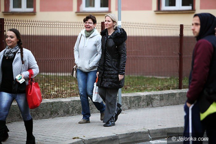 bal-wszystkich-swietych-z-barwnym-korowodem-foto-60516