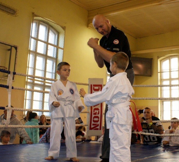 zmagania-fighterow-w-jeleniej-gorze-foto-60550