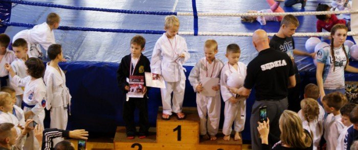zmagania-fighterow-w-jeleniej-gorze-foto-60550