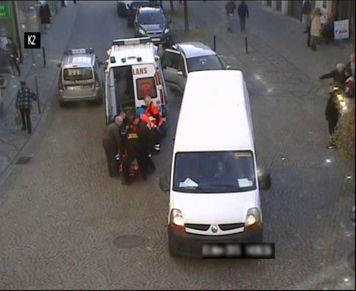 straznicy-miejscy-zapobiegli-tragedii-foto-60561