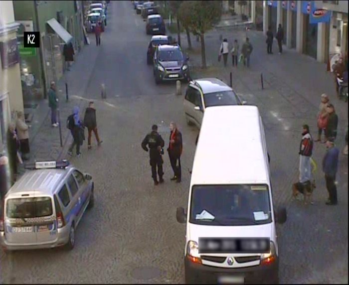 straznicy-miejscy-zapobiegli-tragedii-foto-60561