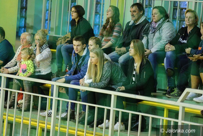 wielkie-emocje-w-meczu-juniorek-foto-60604
