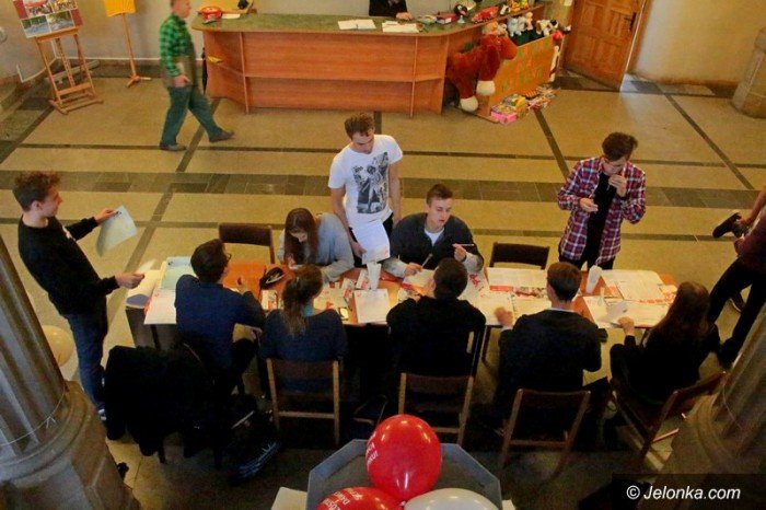 dzien-dawcy-szpiku-w-jeleniogorskich-szkoach-foto-60636