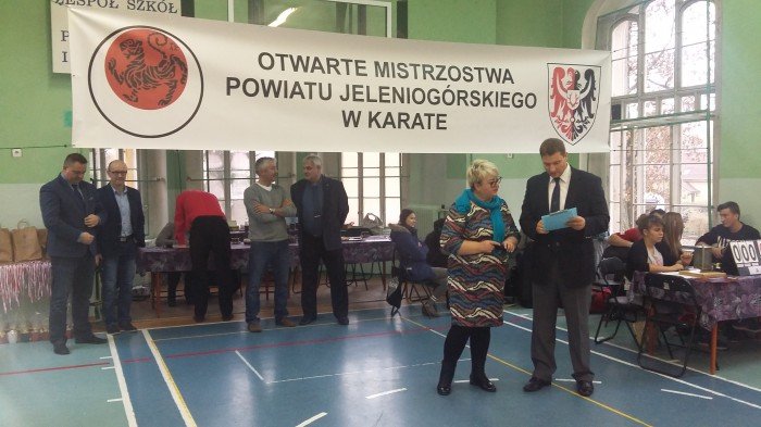 mistrzostwa-karate-na-70lecie-szkoy-w-mysakowicach-foto-60645