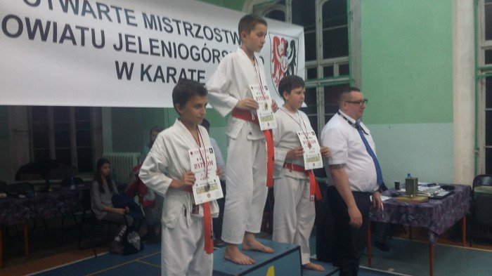 mistrzostwa-karate-na-70lecie-szkoy-w-mysakowicach-foto-60645