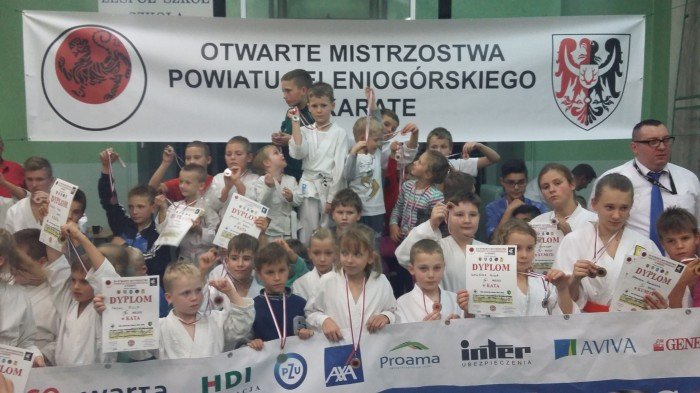 mistrzostwa-karate-na-70lecie-szkoy-w-mysakowicach-foto-60645