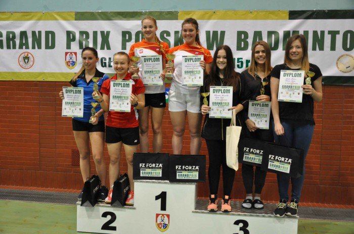 medale-badmintonistow-chojnika-foto-60650