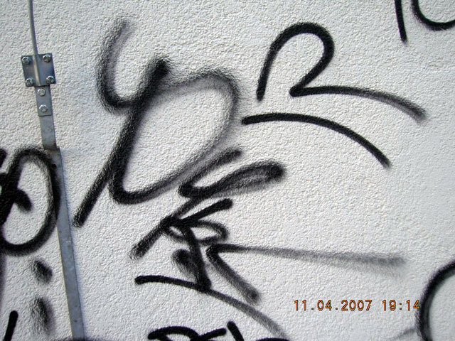 nacpany-wandal-ze-sprejem-6068