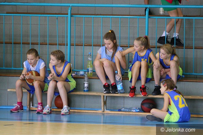 dzien-niepodlegosci-z-minikoszykowka-foto-60684