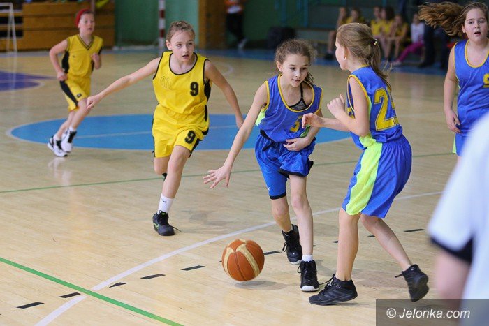 dzien-niepodlegosci-z-minikoszykowka-foto-60684