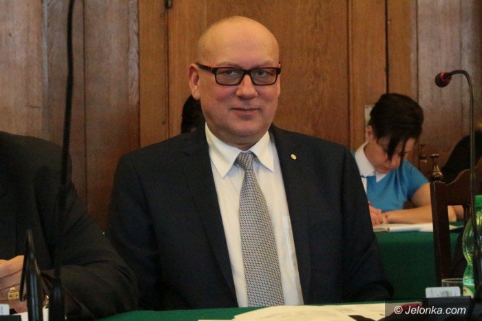 burzliwa-dyskusja-nad-podwyzkami-foto-60744