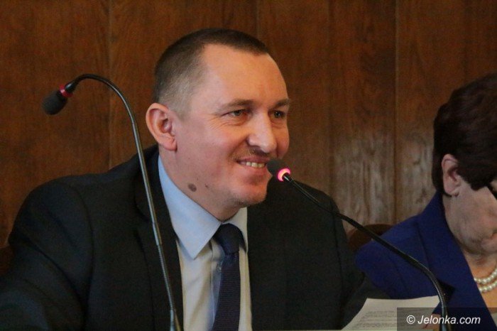 burzliwa-dyskusja-nad-podwyzkami-foto-60744