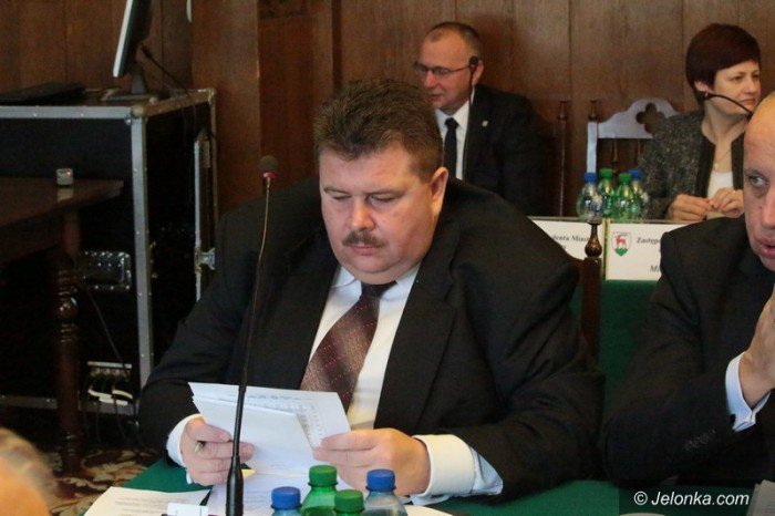 burzliwa-dyskusja-nad-podwyzkami-foto-60744