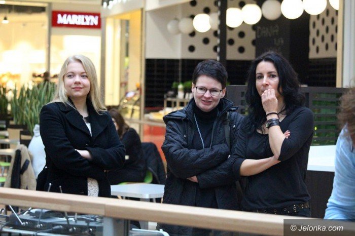 dzieki-szlachetnej-paczce-moga-byc-szczesliwi-foto-60785